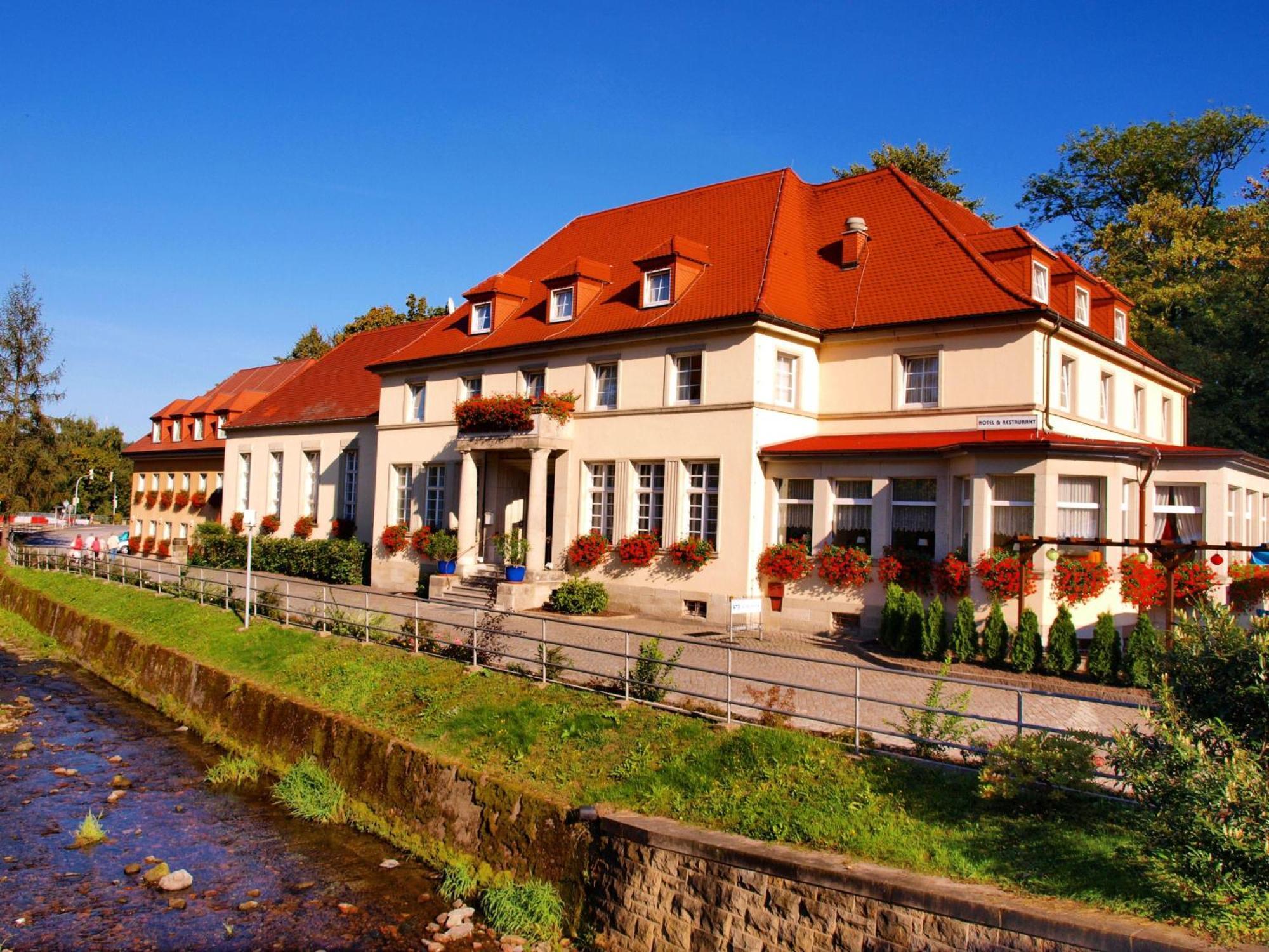 ברגיסהובל Hotel Saechsisches Haus מראה חיצוני תמונה